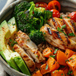 Balanced Meals – Easy Bowls for Every Body and Every Day 2 Balanced meal bowl with chicken, vegetables, and grains
