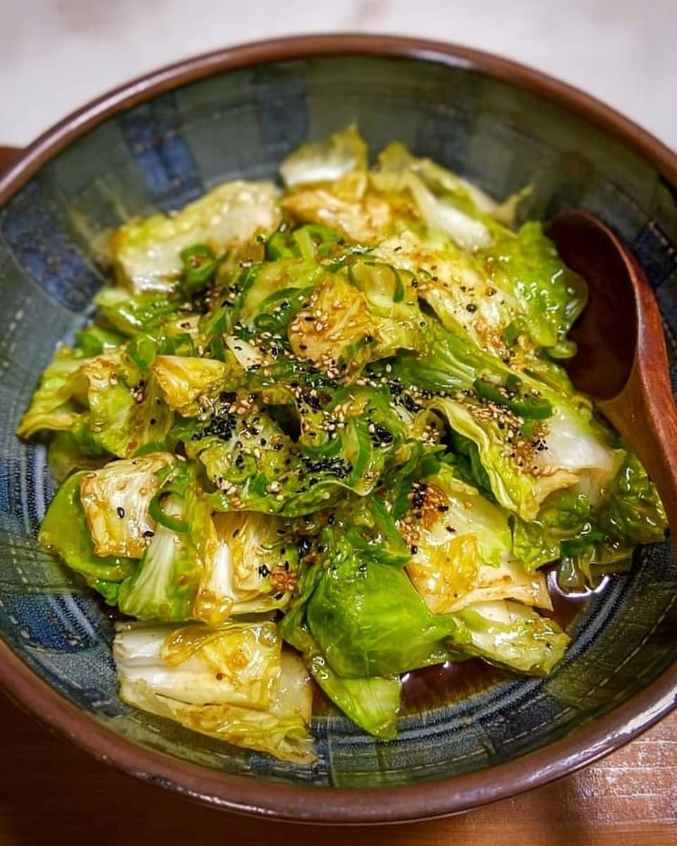 Addictive Izakaya Style Salted Cabbage (Yamitsuki Cabbage)